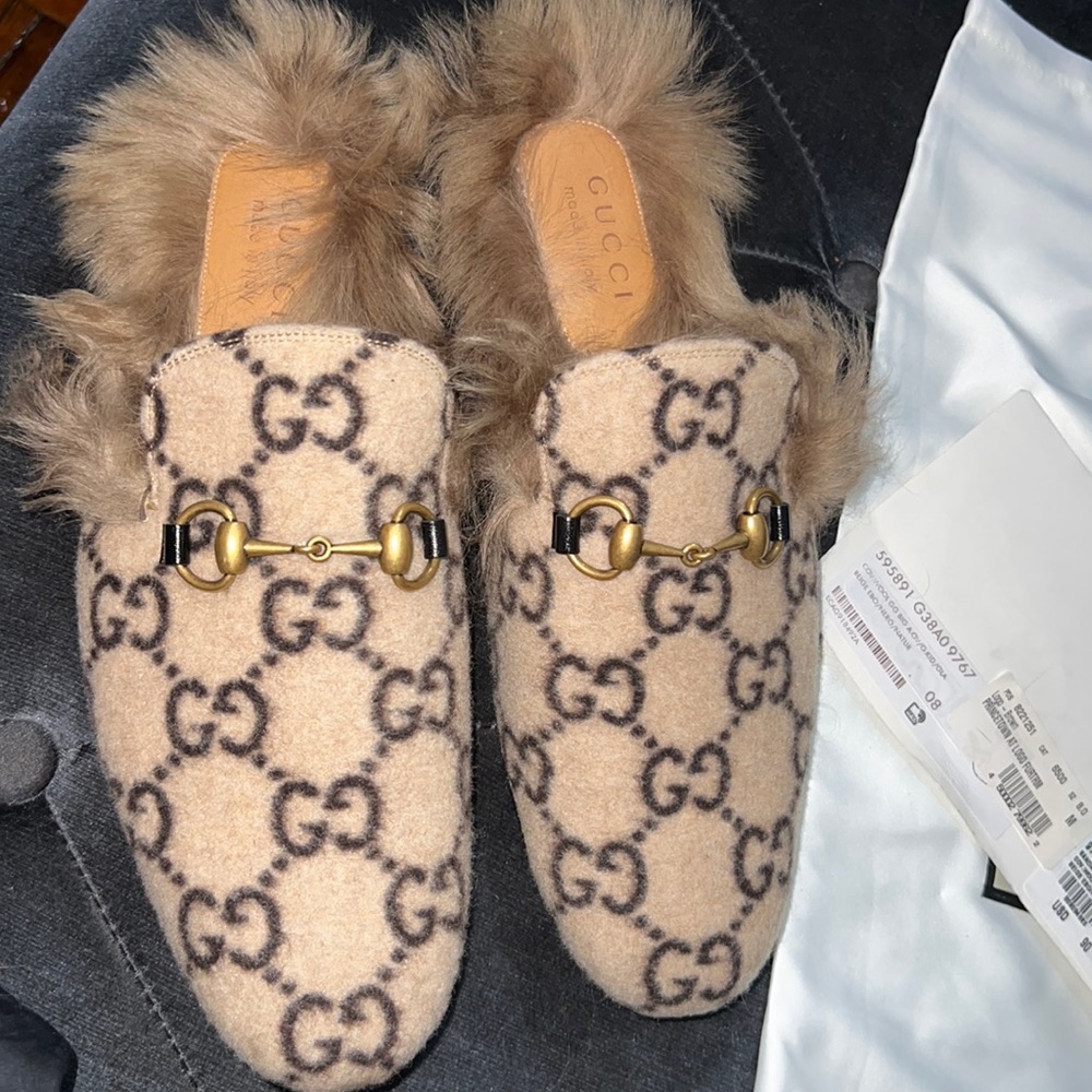 Authentic Gucci Princetown mules wall and suede slides